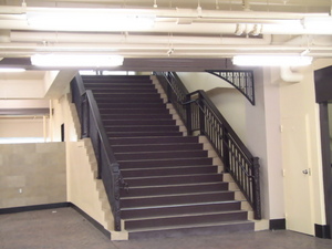 リニューアルされたスタンド１階部分